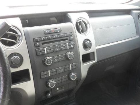 Used 2011 Ford F150 XLT w/ XLT Chrome Pkg image 22