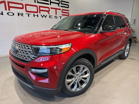 Used 2023 Ford Explorer Limited w/ Limited Technology Package AWD/4WD image 2