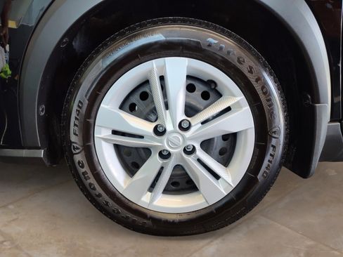Certified 2025 Nissan Kicks Play S FWD image 27