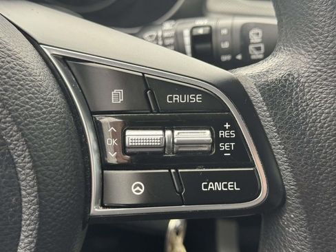 Used 2022 Kia Seltos LX image 19