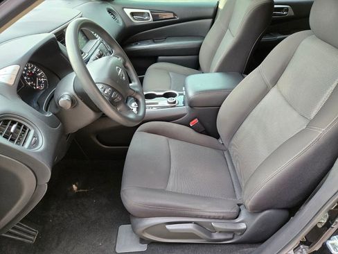 Used 2020 Nissan Pathfinder S AWD/4WD image 12