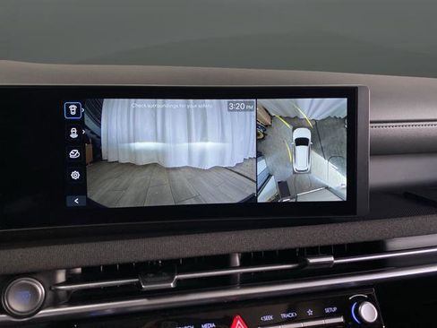 New 2026 Hyundai Tucson Limited image 11