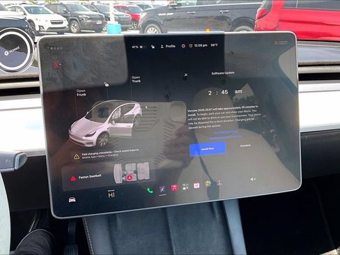 Used 2022 Tesla Model Y Long Range AWD/4WD image 15