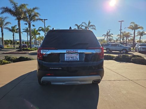 Used 2022 GMC Acadia SLT w/ Technology Package image 4