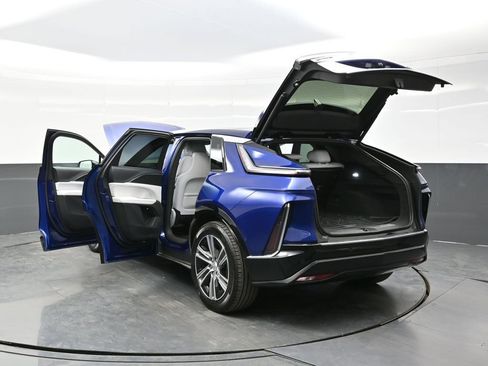 Certified 2024 Cadillac Lyriq Luxury w/ LPO, Floor Liner Package AWD/4WD image 38