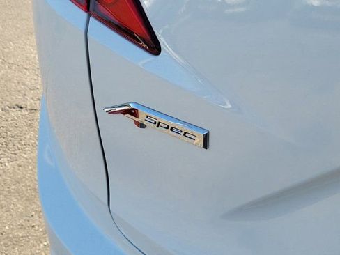 Used 2022 Acura RDX A-Spec image 6