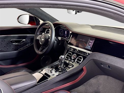 Used 2022 Bentley Continental GT Speed image 27