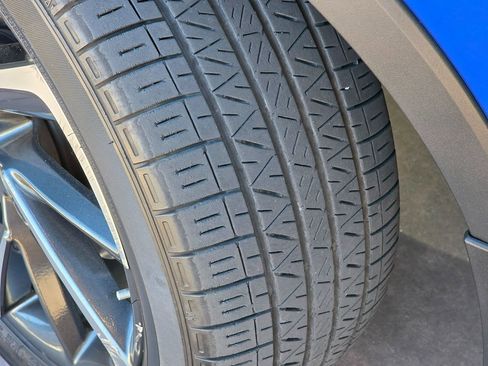 Used 2020 Toyota C-HR Limited image 20