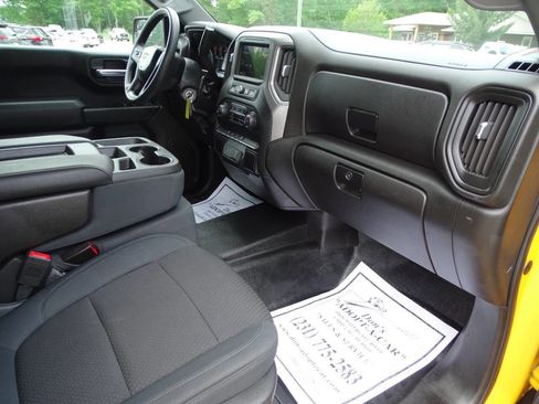 Used 2019 Chevrolet Silverado 1500 4x4 Crew Cab w/ WT Convenience Package image 31