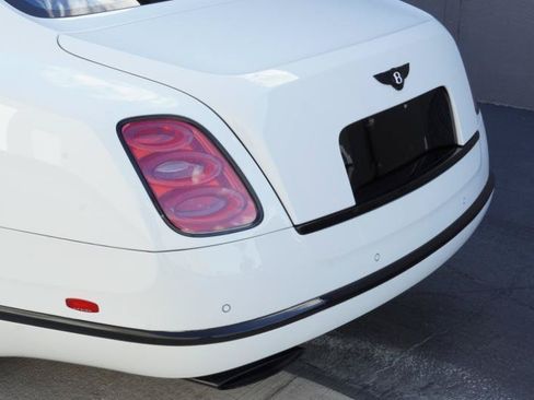 Used 2012 Bentley Mulsanne RWD image 82