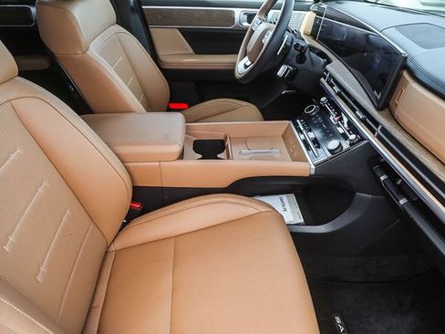 Used 2026 Hyundai Santa Fe Calligraphy image 19