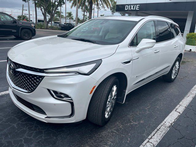 Used 2023 Buick Enclave Avenir w/ Avenir Technology Package FWD image 2