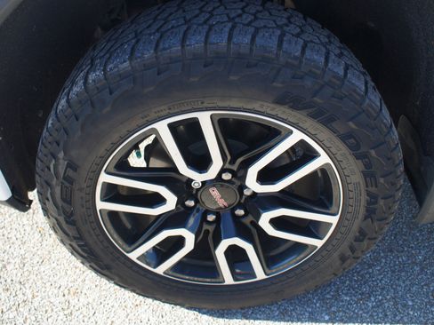 Used 2021 GMC Sierra 1500 AT4 w/ AT4 Premium Package image 26