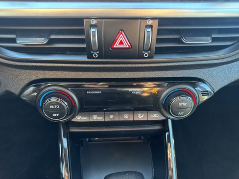 Used 2023 Kia Forte GT-Line image 18