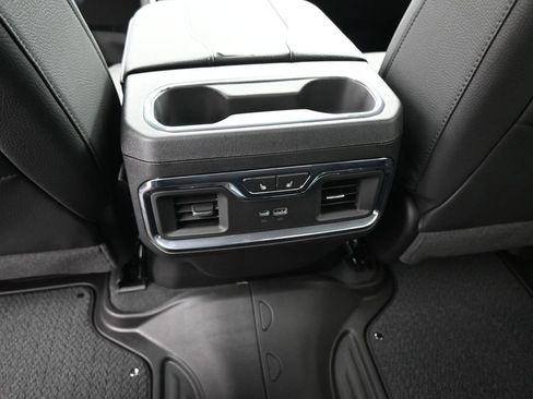 New 2026 GMC Sierra 1500 Denali AWD/4WD image 23