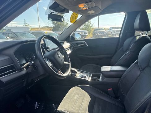 Used 2022 Mitsubishi Outlander SE FWD image 13