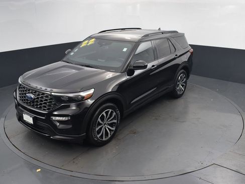Used 2022 Ford Explorer ST-Line w/ Class IV Trailer Tow Package image 39