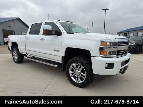 Used 2016 Chevrolet Silverado 2500 High Country w/ Duramax Plus Package image 28
