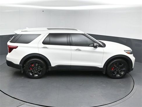 Certified 2022 Ford Explorer ST w/ ST Street Pack image 53