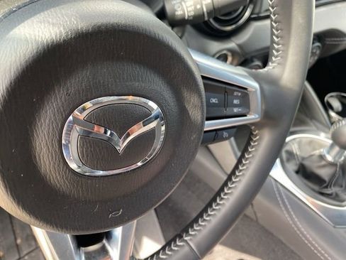 Used 2025 MAZDA MX-5 Miata RF Club RWD image 22