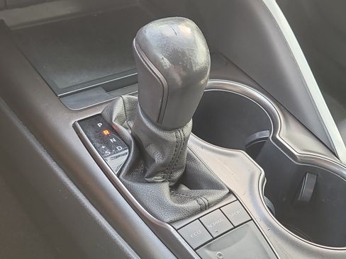 Certified 2023 Toyota Camry SE FWD image 25