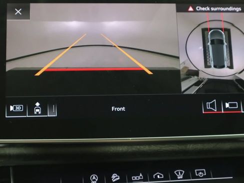 Used 2020 Audi Q8 Prestige w/ Prestige Package AWD/4WD image 19