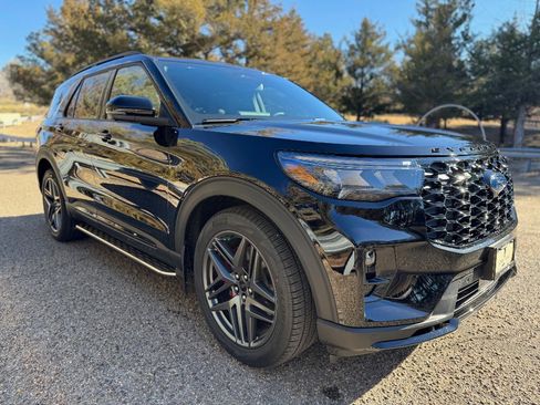 Used 2026 Ford Explorer ST w/ Sun And Sound Package image 3