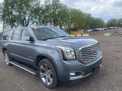 Used 2020 GMC Yukon XL Denali w/ Denali Ultimate Package AWD/4WD image 54