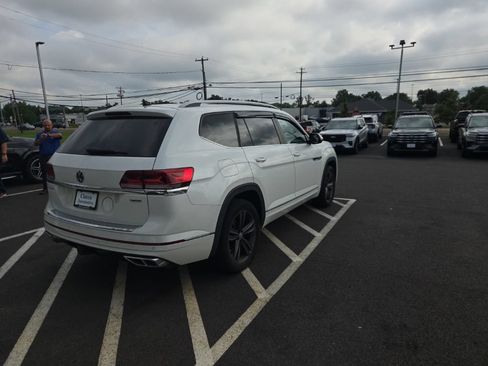 Used 2022 Volkswagen Atlas SEL R-Line AWD/4WD image 7
