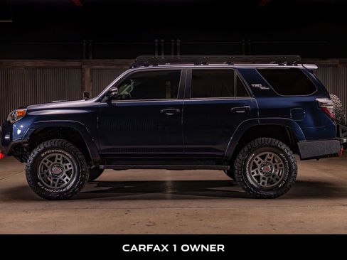 Used 2023 Toyota 4Runner TRD Off-Road Premium w/ Moonroof Package AWD/4WD image 5