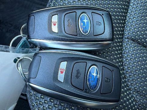 Certified 2024 Subaru Crosstrek 2.0i Premium image 29