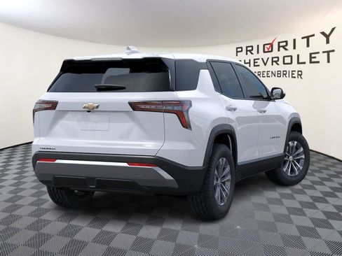 New 2026 Chevrolet Equinox LT FWD image 4