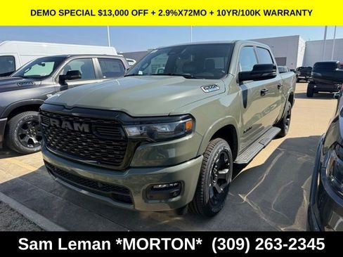 New 2026 RAM 1500 4x4 Crew Cab image 3