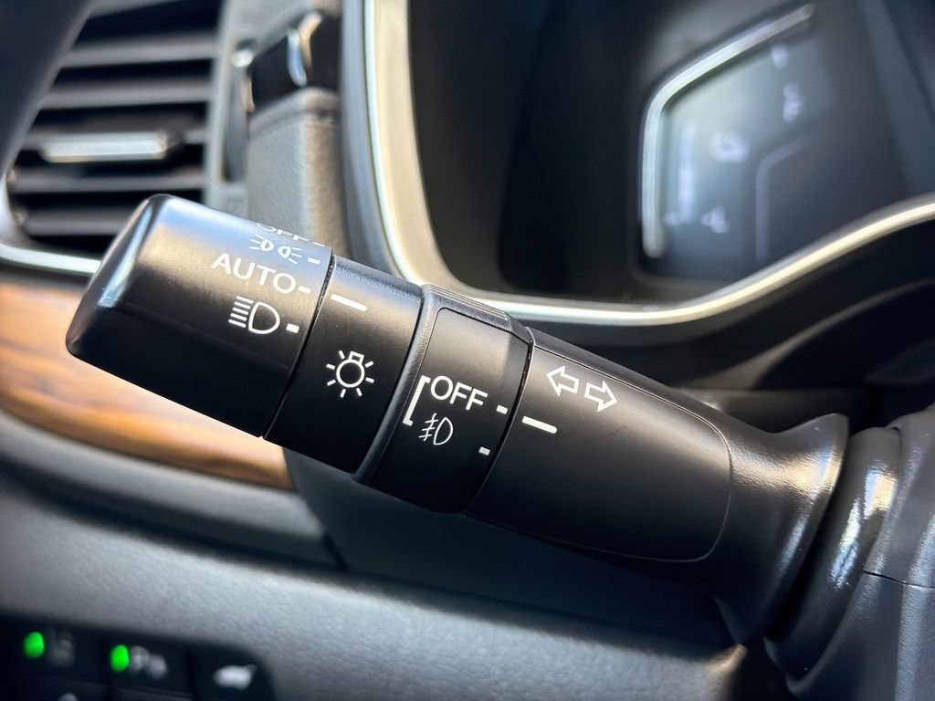 Used 2021 Honda CR-V Touring image 28