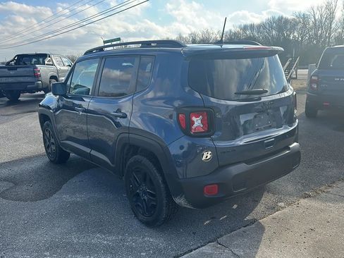Used 2021 Jeep Renegade Sport image 5