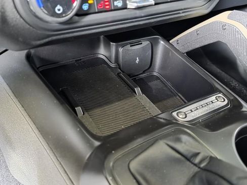 Used 2026 Ford Bronco Badlands AWD/4WD image 25