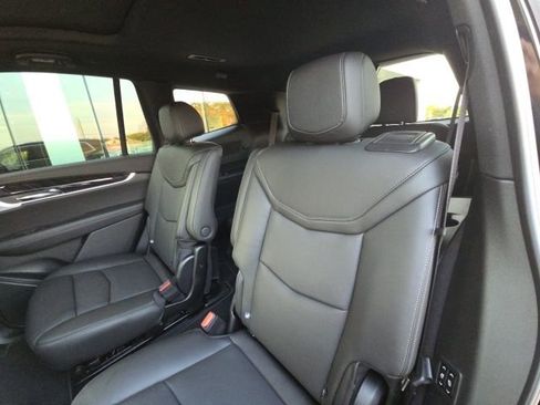 New 2025 Cadillac XT6 Premium Luxury image 15