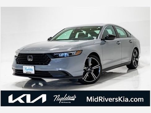 Used 2024 Honda Accord Sport image 1
