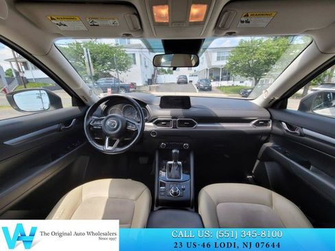 Used 2017 MAZDA CX-5 Touring AWD/4WD image 8