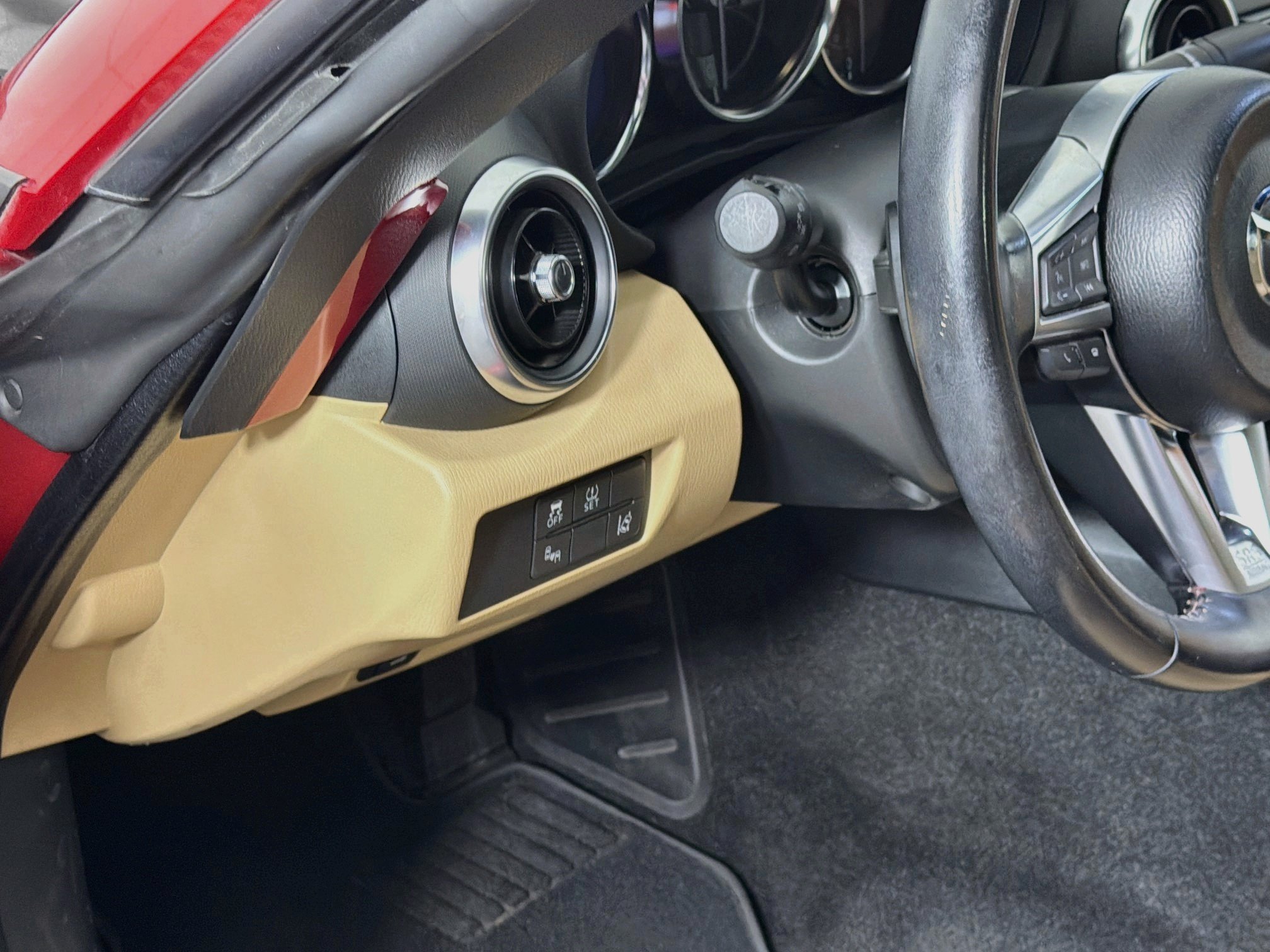 Used 2017 MAZDA MX-5 Miata RF Grand Touring RWD image 17
