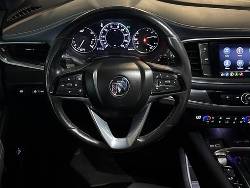 Used 2024 Buick Enclave Premium image 15