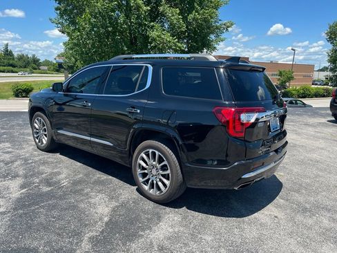 Used 2023 GMC Acadia Denali w/ Denali Ultimate Package AWD/4WD image 4