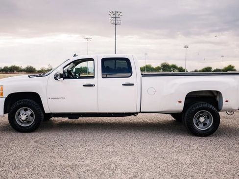 Used 2008 Chevrolet Silverado 3500 LT image 8