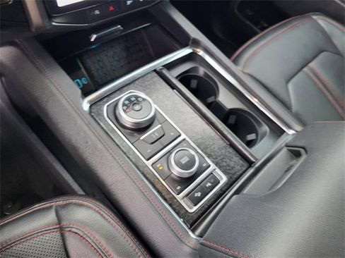 Used 2024 Ford Expedition Max Limited image 8