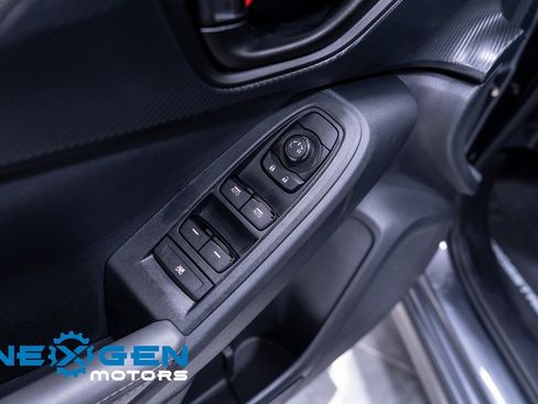 Used 2024 Subaru Crosstrek 2.0i Premium image 19