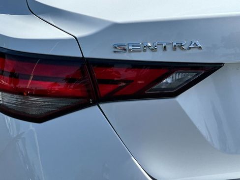 Used 2021 Nissan Sentra S FWD image 24
