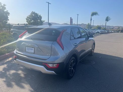Certified 2023 Hyundai Kona SEL FWD image 7