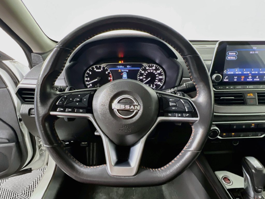 Used 2024 Nissan Altima 2.5 SR FWD image 17