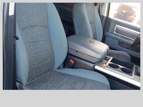 Used 2015 RAM 2500 Big Horn image 38