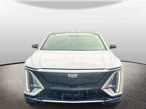 Certified 2024 Cadillac Lyriq Luxury w/ LPO, Floor Liner Package image 27